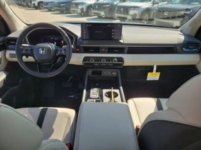 2026 Honda Pilot — photo 13 view
