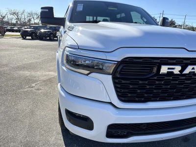 2026 Ram 1500 — photo 8 view