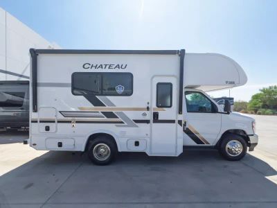 2027 Thor Motor Coach CHATEAU — photo 17 view