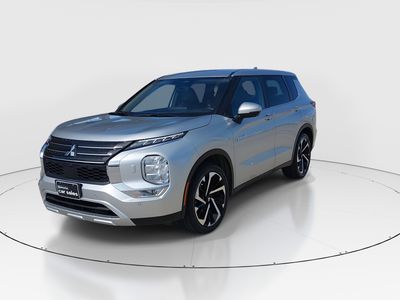 2024 Mitsubishi Outlander Plug-In Hybrid — rear three-quarter view