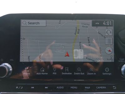 2024 Mitsubishi Outlander Plug-In Hybrid — photo 18 view