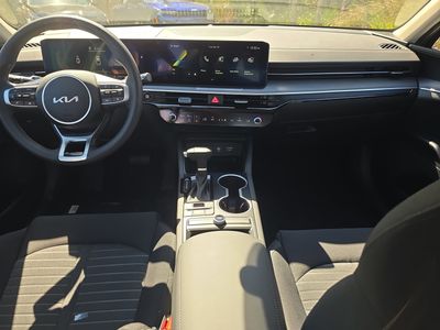 2026 Kia K5 — photo 12 view