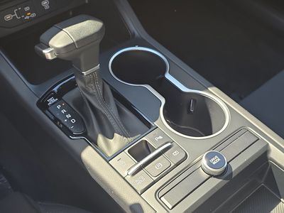 2026 Kia K5 — photo 25 view
