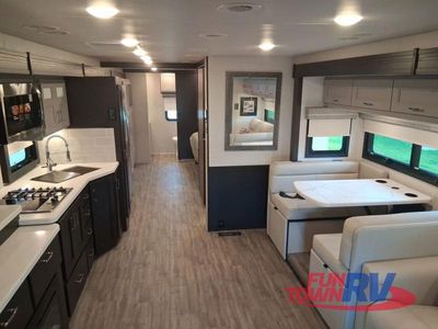 2026 Thor Motor Coach Inception - Photo 10