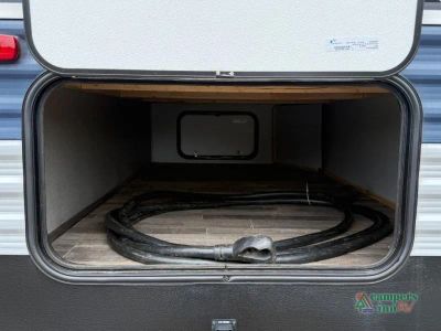 2021 CrossRoads RV Zinger — photo 44 view