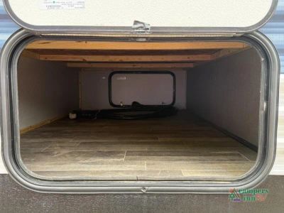 2021 CrossRoads RV Zinger — photo 46 view