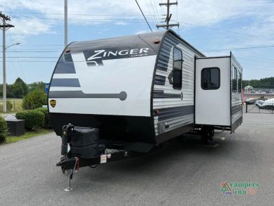 2021 CrossRoads RV Zinger — detail view
