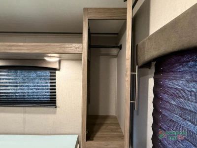 2021 CrossRoads RV Zinger — photo 28 view