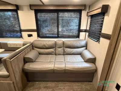 2021 CrossRoads RV Zinger — photo 22 view