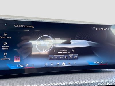 2026 BMW 4 Series — photo 15 view