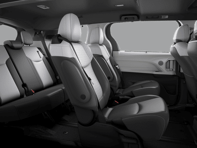 2026 Toyota Sienna - Photo 2
