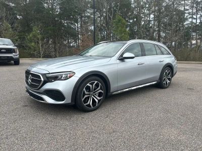 2025 Mercedes-Benz E-Class - Photo 5