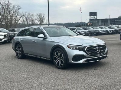 2025 Mercedes-Benz E-Class - Photo 1