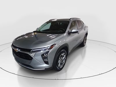 2025 Chevrolet Trax - Photo 3