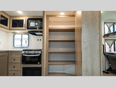 2025 Palomino SolAire - Photo 21