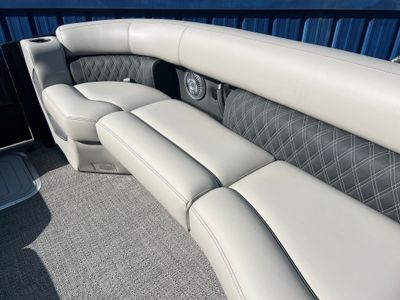 2026 Barletta Lusso L25MAT - Photo 1