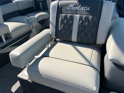 2026 Barletta Lusso L25MAT - Photo 17