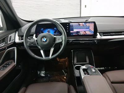 2026 2025 X1 SUV - Photo 4