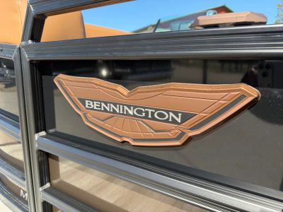2026 Bennington 22 MSB — interior view