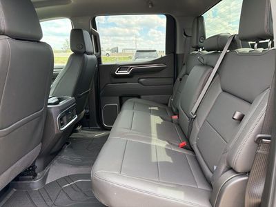 2026 Chevrolet Silverado 1500 — photo 13 view
