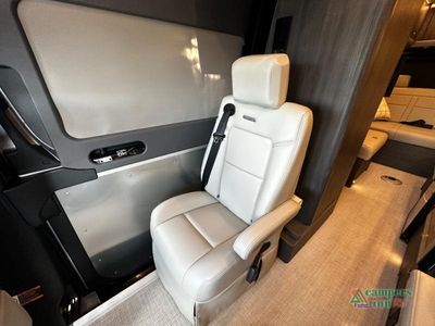 2026 Airstream Interstate - Photo 32