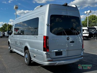 2026 Airstream Interstate - Photo 8
