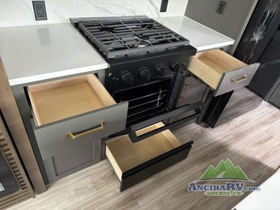 2026 Keystone RV Montana High Country - Photo 12