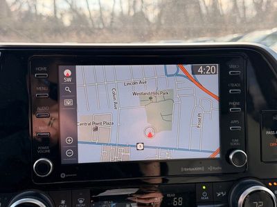 2020 Toyota Highlander XLE - Photo 21