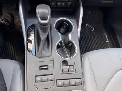 2020 Toyota Highlander XLE - Photo 26