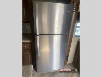 2017 Cedar Creek Silverback 37RL — photo 12 view