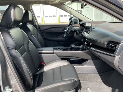 2023 Nissan Rogue — photo 15 view