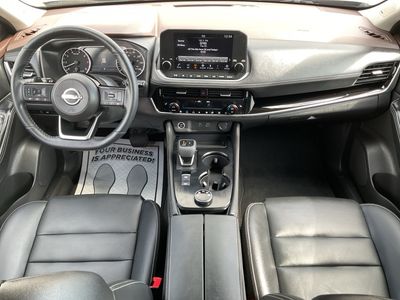 2023 Nissan Rogue — photo 12 view