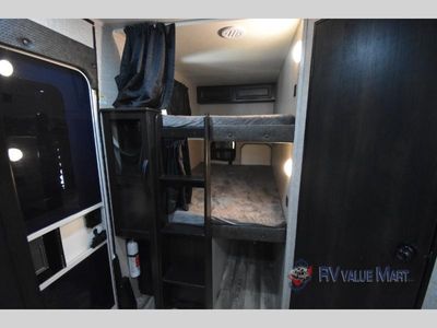 2022 Jayco Eagle HT — photo 21 view