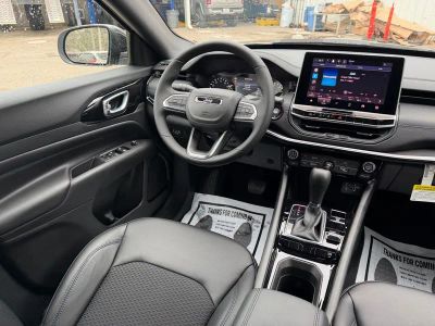 2026 Jeep Compass — photo 30 view