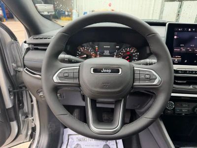 2026 Jeep Compass — photo 16 view