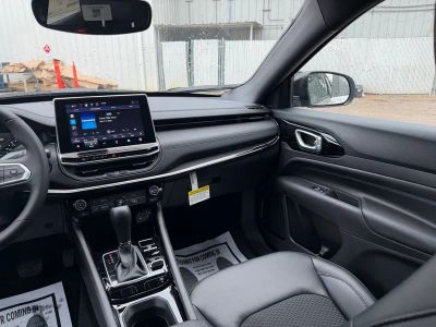 2026 Jeep Compass — photo 31 view