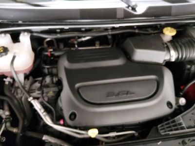 2023 Chrysler Pacifica — photo 9 view