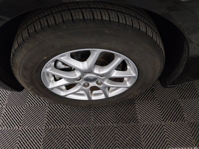 2023 Chrysler Pacifica — photo 10 view