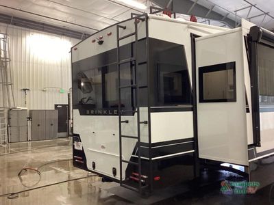 2026 Brinkley Model Z - Photo 12