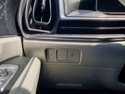 2025 Kia Sorento — photo 16 view