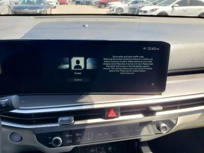 2025 Kia Sorento — photo 21 view