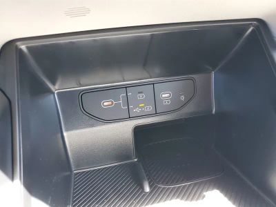 2025 Kia Sorento — photo 25 view