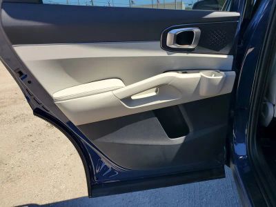 2025 Kia Sorento — photo 10 view