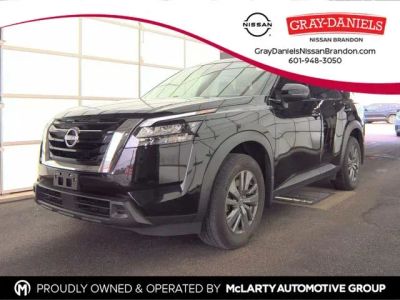 2025 Nissan Pathfinder - Photo 1