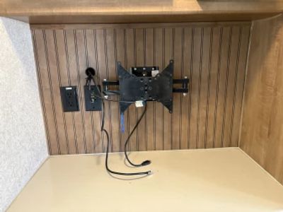 2017 Forest River Rockwood Ultra Lite - Photo 18