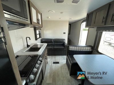 2021 Prime Time RV Avenger - Photo 11