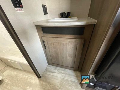 2021 Prime Time RV Avenger - Photo 30