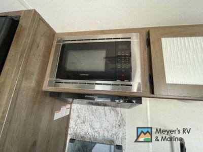 2021 Prime Time RV Avenger - Photo 18