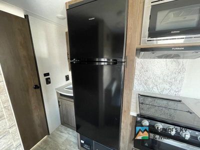 2021 Prime Time RV Avenger - Photo 19