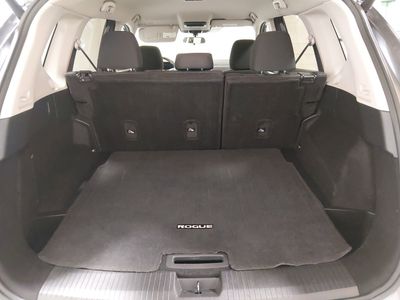 2024 Nissan Rogue — photo 11 view